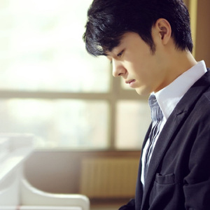 未满十八岁禁看乱伦图
